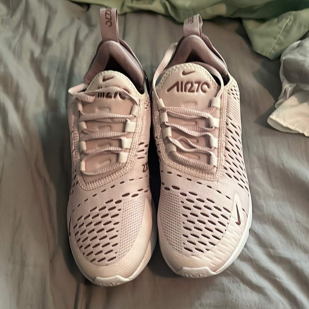 Purple Nike 270